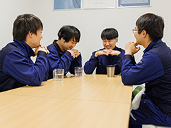 写真：jinzai_220.jpg