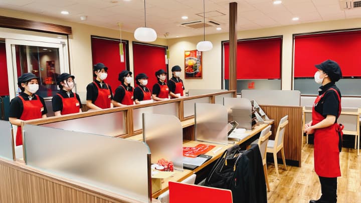 これまでのキャリアについて詳しく教えてください。