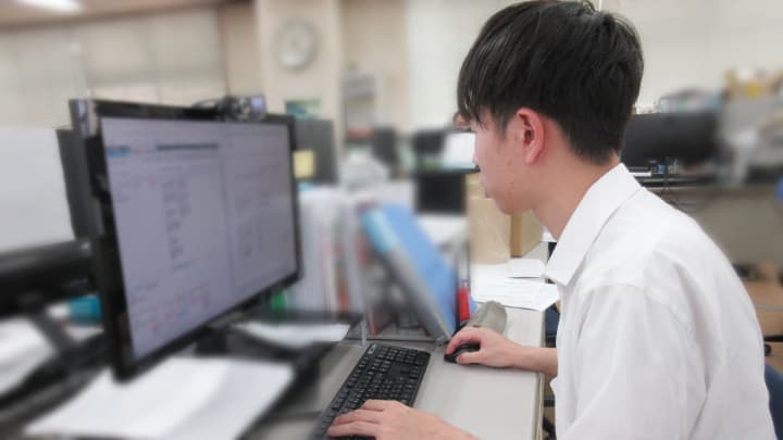 現在のあなたの業務内容を詳しく教えてください。