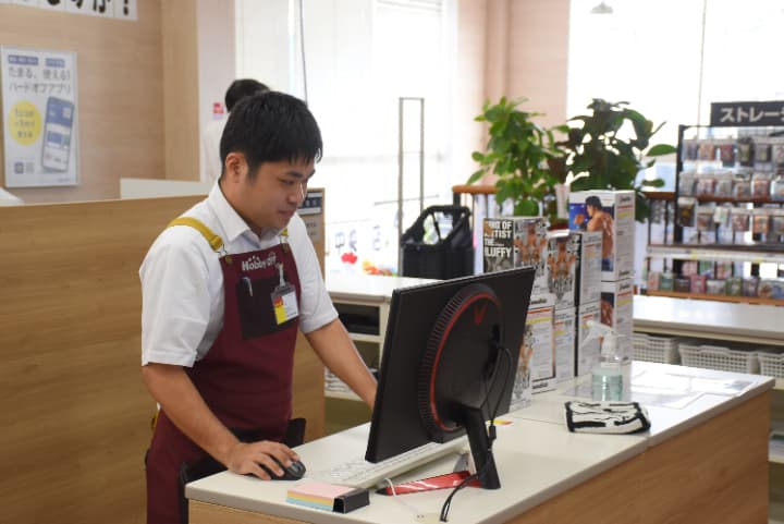 これまでのキャリアについて詳しく教えてください。