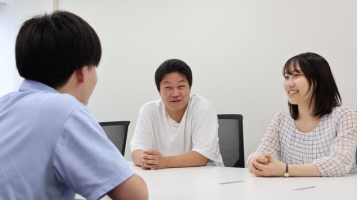 今後、仕事での目標や挑戦したいことはありますか？