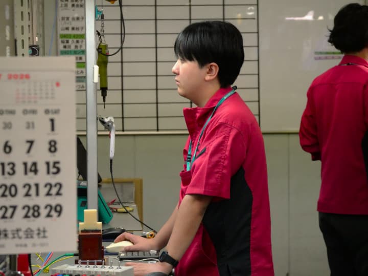 今後、仕事での目標や挑戦したいことはありますか？